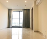 3 Cho thuê căn hộ chung cư 2PN2WC có nội thất và 3 máy lạnh ở Vinhome Grand Park quận 9