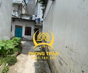 762 Đất ngộp cần bán gấp