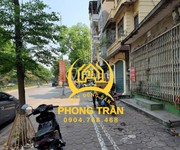 689 Đất ngộp cần bán gấp