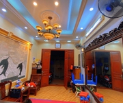 1 Bán nhà, Hoàng Quốc Việt, 50m2, nhỉnh 4 tỷ