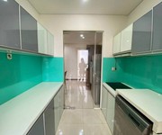 4 Cần cho thuê CHCC Hà Đô Centrosa quận 10, DT 109m2, 2Pn 1p đa năng, full nội thất, giá 27 triệu