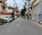 Chủ nhà nhờ bán mảnh đất trục chính Cửu Việt mặt tiền đến 6m kinh doanh, xây phòng trọ siêu đỉnh