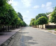Bán đất cửa lò 20x10m - đắc địa - sổ lâu dài - thích hợp làm dịch vụ - LH: 0913 296 825.