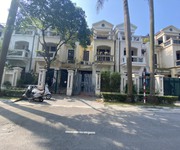4 Bán biệt thự ciputra dãy c - 126m2 - mt 6m   33,5 tỷ  gần trường academy, singapore, đường rộng