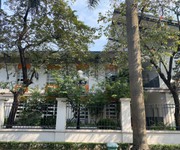 2 Bán biệt thự ciputra dãy c - 126m2 - mt 6m   33,5 tỷ  gần trường academy, singapore, đường rộng