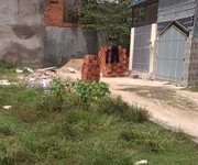 GĐ đang kẹt tiền cần bán miếng đất. mặt tiền đường. ở xã Vĩnh Lộc A huyện Bình Chánh