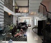 2 Bán  Đất Tặng Luôn CĂN BIỆT THỰ MINI , CMT8 100M2 Chỉ 12 TỶ