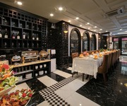 1 Bán khách sạn mặt phố cổ hoàn kiếm - 8 tầng thang máy - 22 phòng full nội thất - dòng tiền