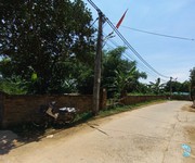 Cần bán lô đất tại thôn 3 Phú Cát, lô góc 2 mặt tiền bám trục chính, diện tích 456,8m, mặt tiền 32m