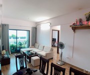 Gia đình cần bán căn chung cư c1c2 xuân đỉnh. căn góc, view sông hồng. 3 ngủ. giá 3.23 tỷ .