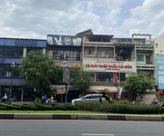 Cần bán nhà mặt tiền nngang 5m 338 hồng bàng quận 5
