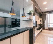3 Bán cc Sunrise City Căn tầng 22.dt : 106m2, 2pn, 2wc hướng đông.Giá :5 tỷ