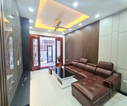 2 Bán nhà Phố Nguyễn Chính 35m2, 5T, ô tô đỗ cửa, hơn 3 tỷ   LH 0975057624