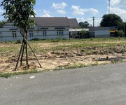 3 Cần bán đất ngộp nằm ngay mặt tiền đường Trương Văn Vĩnh, Dĩ An, BD