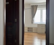 7 CHO THUÊ NHÀ KHU INTRESCO BÌNH CHÁNH, DT 5X20M, Hầm trệt, 2 lầu, áp mái, nội thất cơ bản giá 22 tr