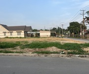 3 Kẹt vốn cần bán gấp lô đất gần Vincom