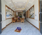 2 NH Siết Nợ Nay Tôi Cần Bán Gấp Căn Nhà Sổ Sẵn 2 Lầu Có 2 Tỷ 250 Triệu