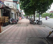 Bán đất mặt phố Ngô Gia Tự 90m2 - Hợp cho việc kinh doanh buôn bán - Giá tốt - LH: 0913 296 825.
