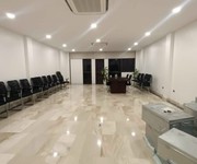 Bán tòa văn phòng trung tâm Việt Hưng - 98m2 - 7 tầng - Có thang máy - LH: 0913 296 825.
