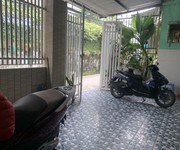 Nhà 2 tầng kiệt ô tô sát đh bách khoa, 5pn, dt 167m2, ngang 6.5m, chỉ nhỉnh 2 tỷ tlcc