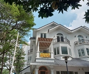 Sai Gon Pearl villa for rent