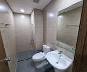 3 Tôi cần bán căn 2n hướng đông nam tại tòa dv01 rosetown ngọc hồi. giá 2,6x tỷ x mini