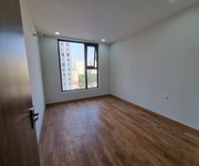 2 Tôi cần bán căn 2n hướng đông nam tại tòa dv01 rosetown ngọc hồi. giá 2,6x tỷ x mini
