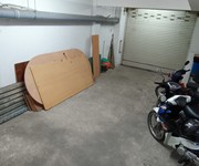 Cho thuê văn phòng tầng trệt 90m2 Quận 2, Tp HCM - Có hầm để xe, mặt tiền đường 10m