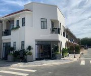 2 Bán nhà thuộc phường chánh phú hòa bến cát. ngay kcn Visip 2,DT 60M2 full Tc
