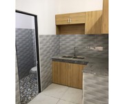 2 Chủ nhà cần bán gấp nhà 1 trệt 2 lầu 4pn ngay KCN TÂN ĐÔ 790 triệu tặng nội thất