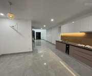 1 Cần bán nhà  hoặc cho thuê  nhà khu biconsi riverside 1 trệt 2 lầu mới 100.