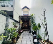 Bán nhà đẹp trung tâm TP Nha Trang DT 130m2 giá tốt