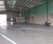 1 Cần cho thuê kho nằm trên quốc lộ 1a đoạn đường tránh võ nguyên giáp về 23/10.