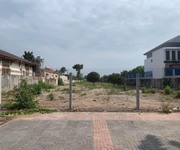 Bán lô đất 996m2 mặt tiền đường võ thị sáu p.long tâm tp.bà rịa