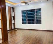 3 Bán nhà trường chinh, 7,2 tỷ, 40m2x5 tầng - nhà mới, mt:4.2m, 10m ra mặt phố, mặt tiền rộng - ở