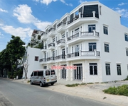 Nhà phố thương mại, ngay mặt chợ, hồ văn long, p. tân tạo, bình tân dt 4x22m, xây 3 lầu, shr