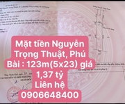 Mặt tiền đường Nguyễn Trọng Thuật gần sân bay Phú Bài, Huế