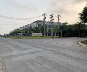 Chính chủ cần bán đất gần khu công nghiệp và sân golf  cách trrung tâm tx trảng bàng 10  lái xe