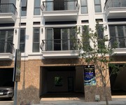 Bán nhà mặt tiền đường Bùi Thị Xuân, 1 trệt 2 lầu ngay trung tâm DĨ An
