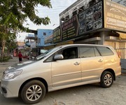 2 Cần bán xe innova e 2015 xe gia đình bán phường 12, quận gò vấp, tp hồ chí minh