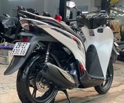 1 Cần bán SH Việt 150 ABS 2018 màu trắng cực chất lượng.
