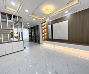 932 Xe gia đình còn mới đến 99%