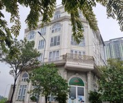 1821 Xe gia đình còn mới đến 99%