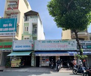 956 Xe gia đình còn mới đến 99%