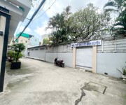 2124 Xe gia đình còn mới đến 99%