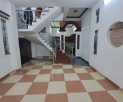 1580 Xe gia đình còn mới đến 99%