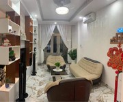 1784 Xe gia đình còn mới đến 99%