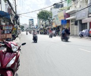 1818 Xe gia đình còn mới đến 99%