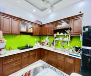 983 Xe gia đình còn mới đến 99%
