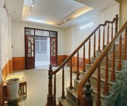 1417 Xe gia đình còn mới đến 99%
